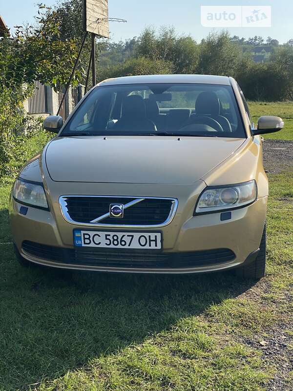 Седан Volvo S40 2007 в Дрогобыче