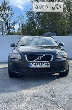 Седан Volvo S40 2010 в Бердичеві