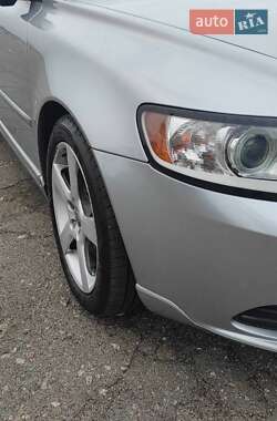 Седан Volvo S40 2011 в Броварах