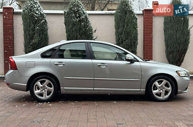 Седан Volvo S40 2011 в Стрые