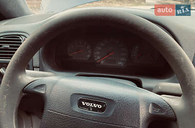 Седан Volvo S40 1997 в Ровно