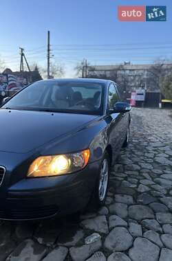 Седан Volvo S40 2006 в Чернівцях