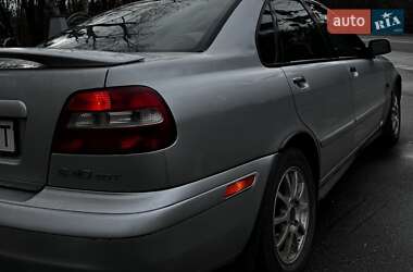 Седан Volvo S40 2003 в Полтаве