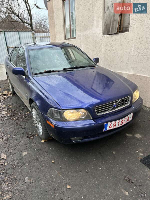 Седан Volvo S40 2002 в Дружковке