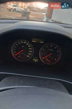 Седан Volvo S40 2004 в 