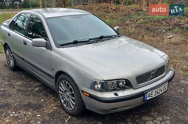 Седан Volvo S40 1997 в Марганці