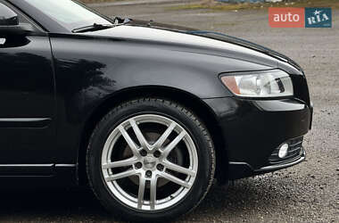 Седан Volvo S40 2012 в Стрые