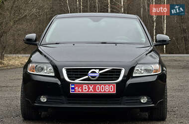 Седан Volvo S40 2012 в Стрые