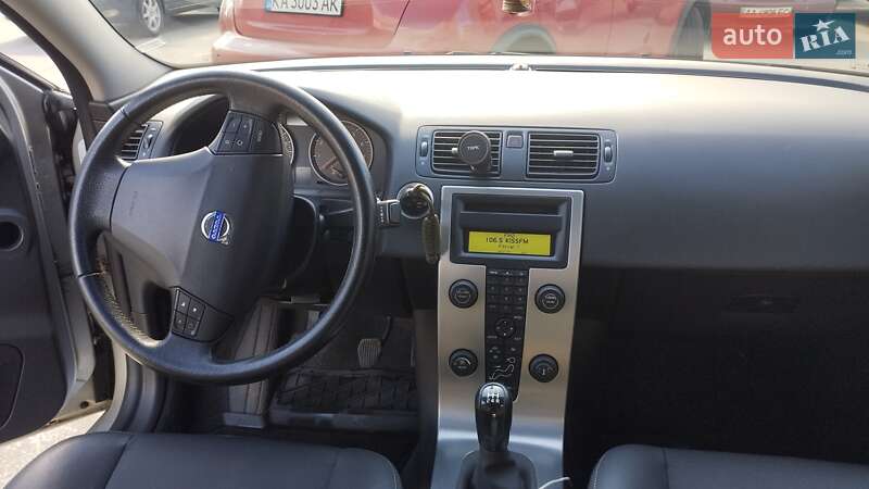 Седан Volvo S40 2006 в Києві