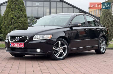 Седан Volvo S40 2012 в 