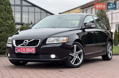 Седан Volvo S40 2012 в 