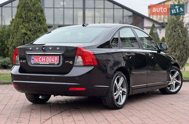 Седан Volvo S40 2012 в 