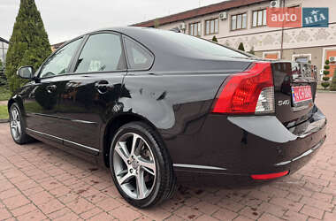 Седан Volvo S40 2012 в 