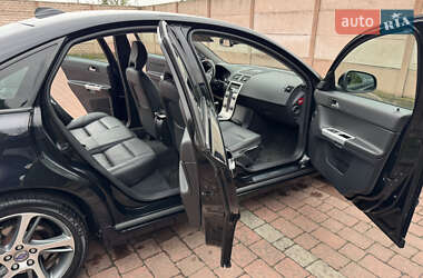 Седан Volvo S40 2012 в 