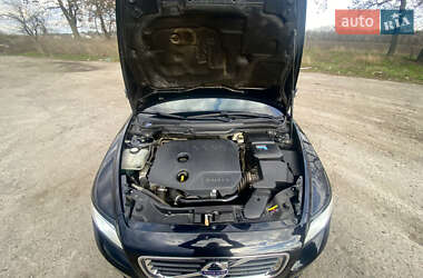 Седан Volvo S40 2011 в 