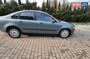 Седан Volvo S40 2004 в 