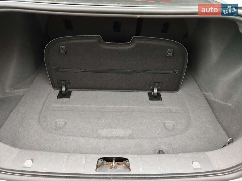 Седан Volvo S40 2011 в Киеве