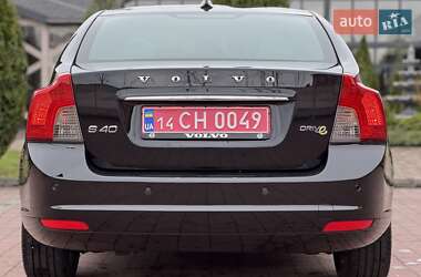 Седан Volvo S40 2012 в 