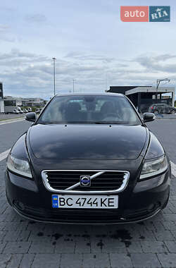 Седан Volvo S40 2008 в Львові