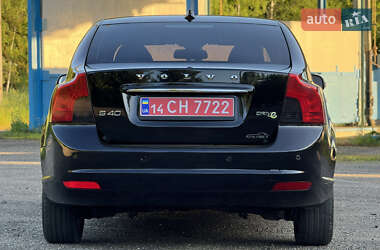 Седан Volvo S40 2012 в 