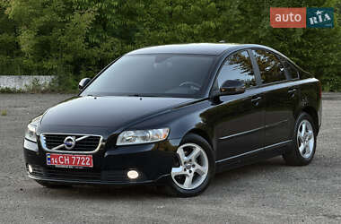 Седан Volvo S40 2012 в 