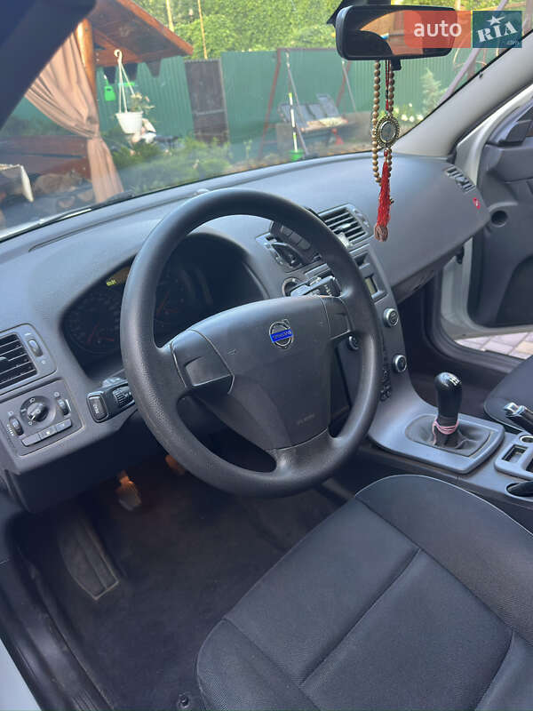 Седан Volvo S40 2008 в Кременчуге