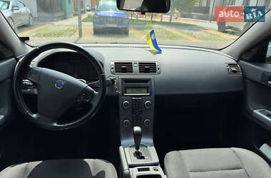 Седан Volvo S40 2012 в 