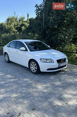Седан Volvo S40 2011 в Львове
