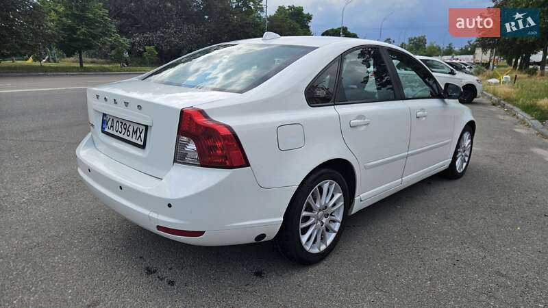 Седан Volvo S40 2011 в Києві фото 5 Седан Volvo S40 2011 в Києві