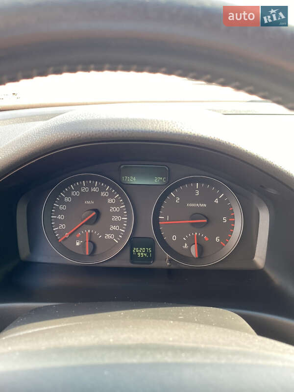 Седан Volvo S40 2009 в Нетешине