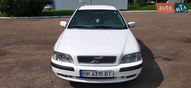 Volvo S40 2001