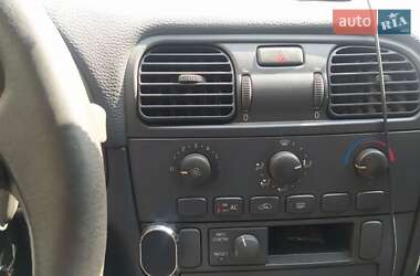 Седан Volvo S40 2001 в 