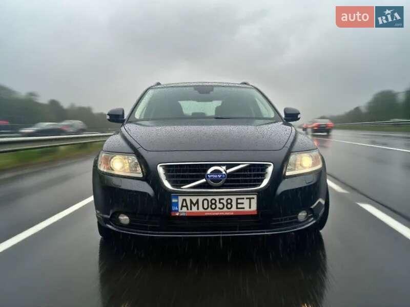 Volvo S40 2011