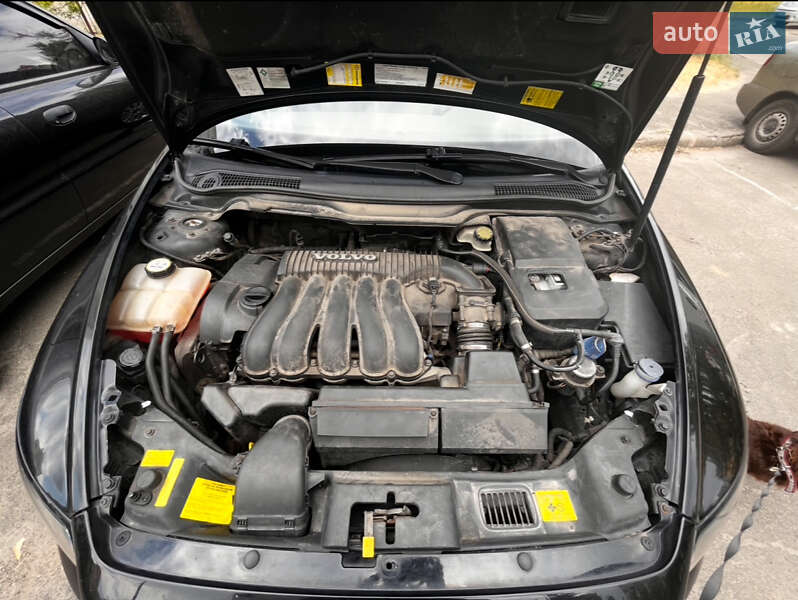 Седан Volvo S40 2004 в Киеве