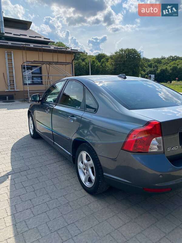Седан Volvo S40 2011 в Копичинці