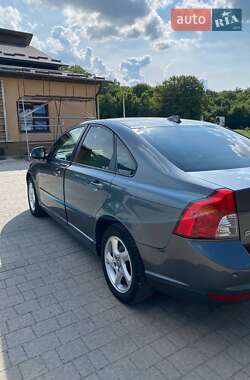 Седан Volvo S40 2011 в 