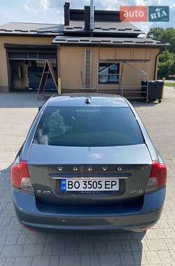 Седан Volvo S40 2011 в 