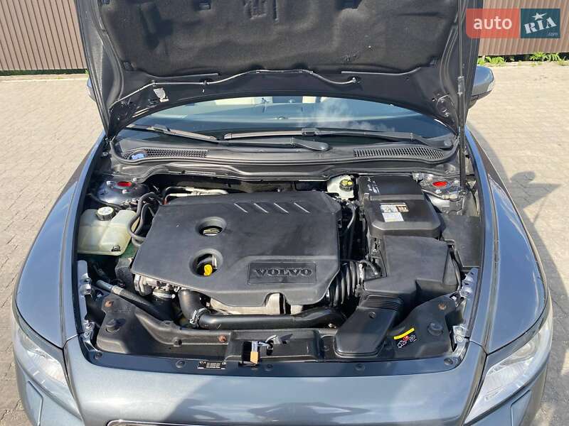 Седан Volvo S40 2011 в Копичинці