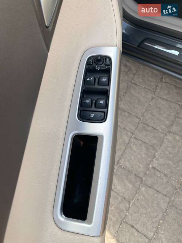 Седан Volvo S40 2011 в Копичинці