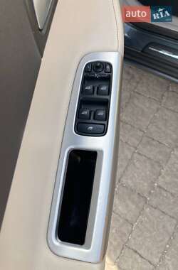 Седан Volvo S40 2011 в 