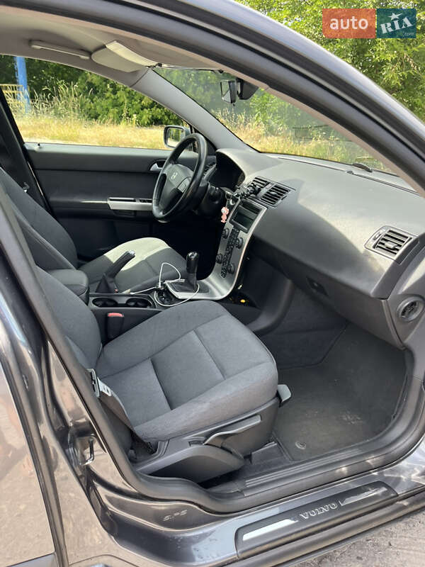 Седан Volvo S40 2006 в Украинке