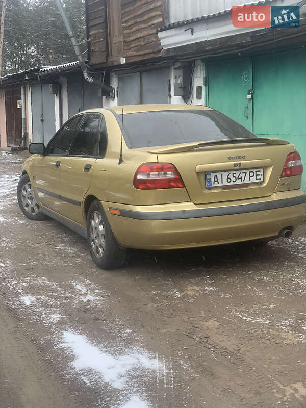 Volvo S40 2003