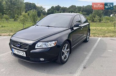 Седан Volvo S40 2012 в Ивано-Франковске