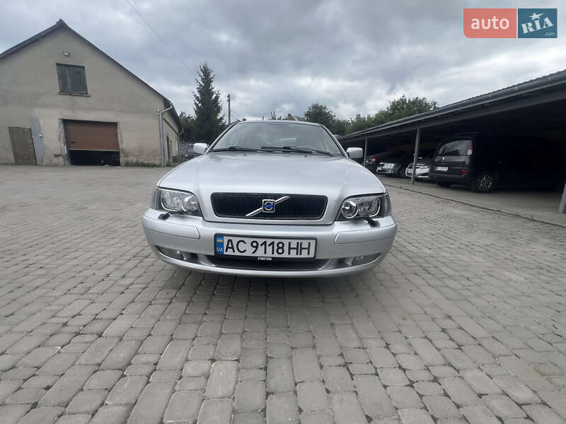 Седан Volvo S40 2003 в Нововолынске
