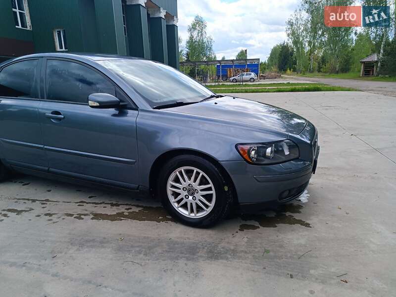 Седан Volvo S40 2006 в Славуті