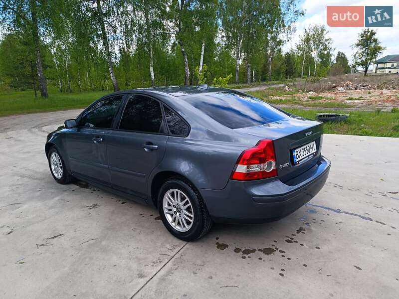 Седан Volvo S40 2006 в Славуті
