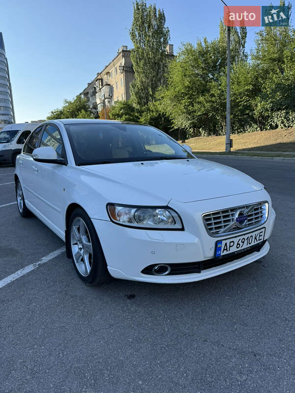 Седан Volvo S40 2012 в Запоріжжі