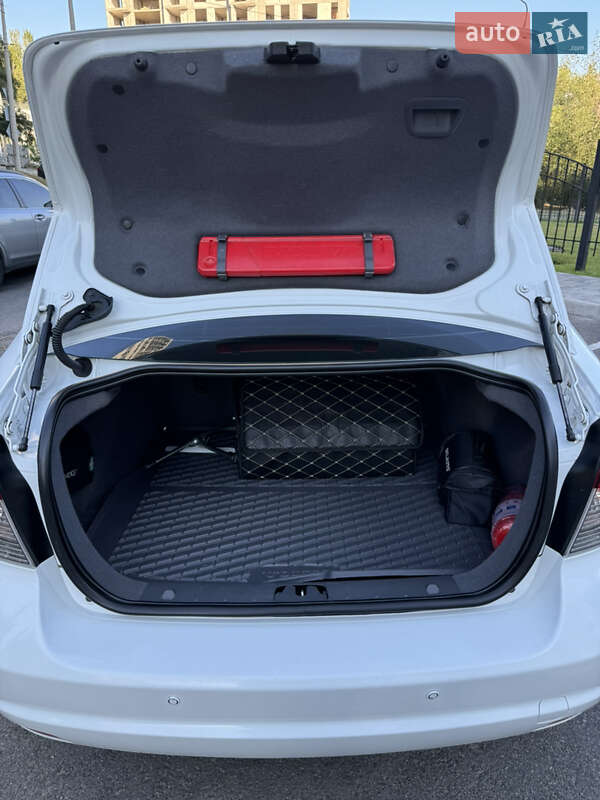 Седан Volvo S40 2012 в Запоріжжі