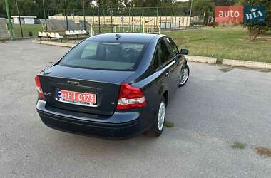 Седан Volvo S40 2004 в 