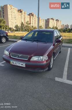 Седан Volvo S40 1999 в Киеве